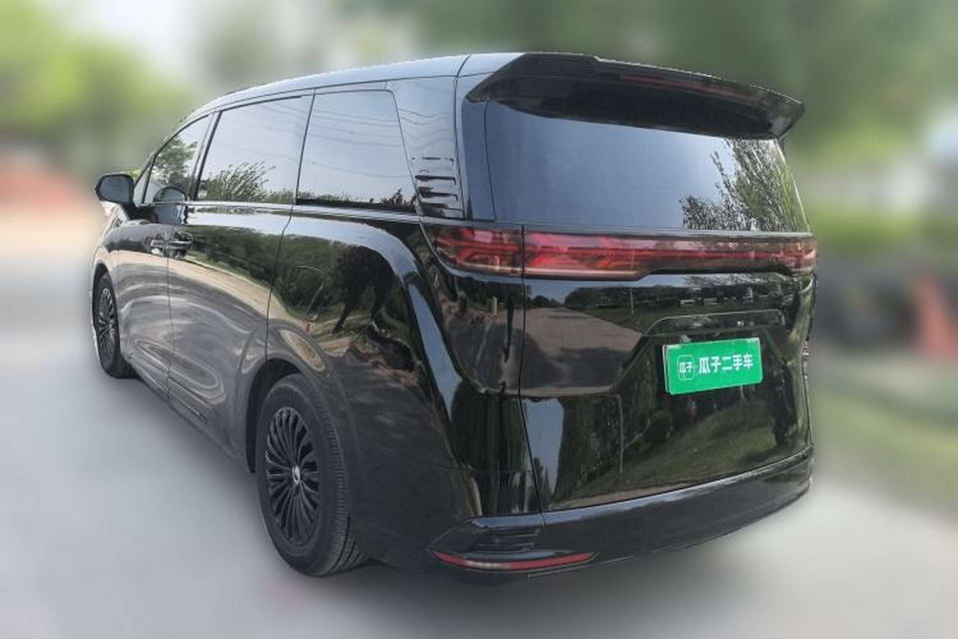 Used Denza D9 2024 DM-i 980 Four-Wheel Drive Flagship Model Exterior 2