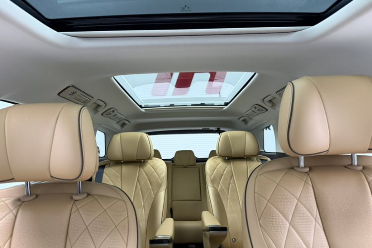 Used Denza D9 2024 DM-i 980 Four-Wheel Drive Prestige Model Exterior 3