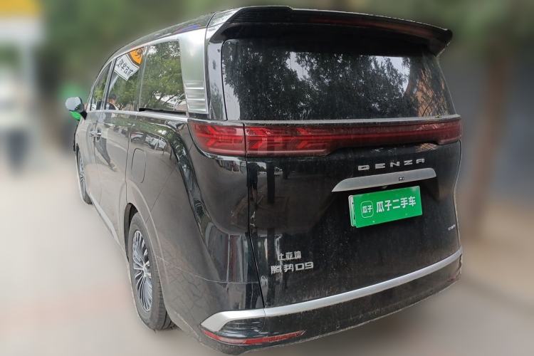 Used Denza D9 2024 EV 600 Four-Wheel Drive Prestige Model Exterior 3