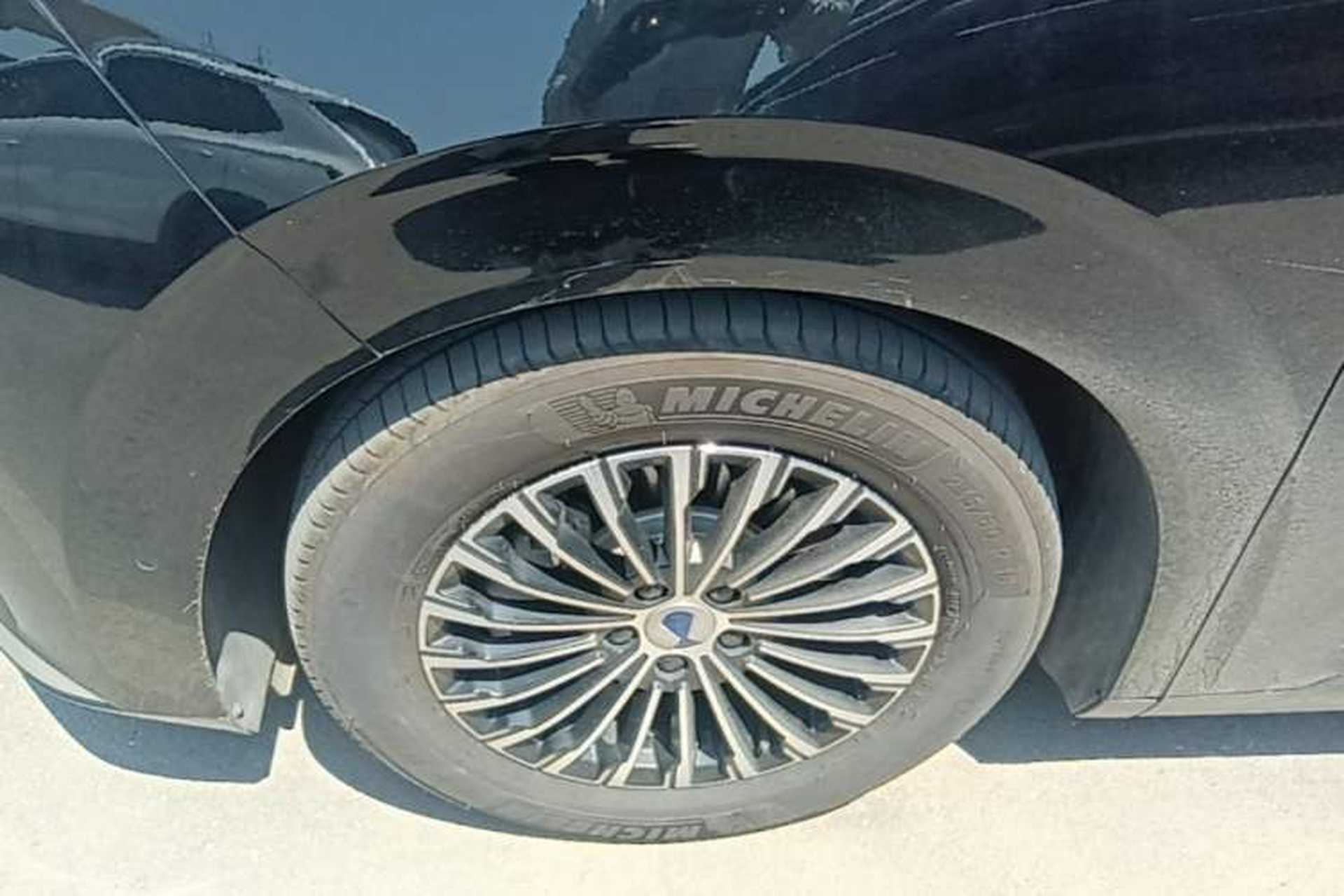 Used Denza D9 2024 DM-i 980 Four-Wheel Drive Flagship Model Exterior 4