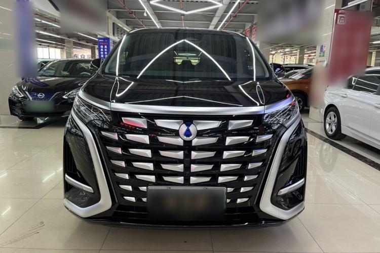 Used Denza D9 2024 DM-i 980 Four-Wheel Drive Prestige Model Exterior 5