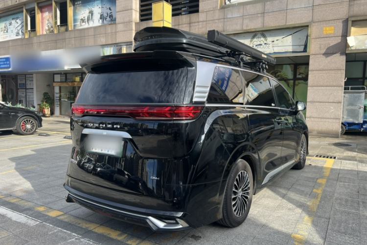 Used Denza D9 2024 DM-i 1050 Luxury Model Exterior 7