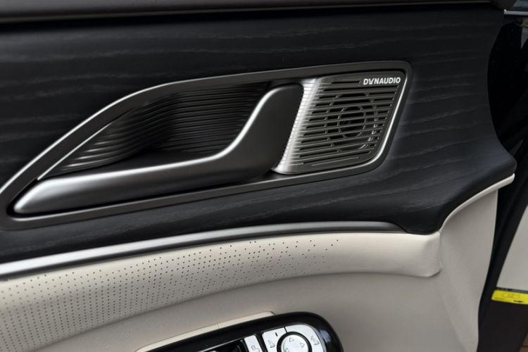 Used Denza D9 2024 DM-i 980 Four-Wheel Drive Flagship Model Exterior 7