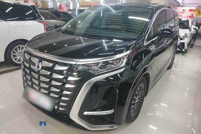 Used Denza D9 2024 DM-i 970 Luxury Model