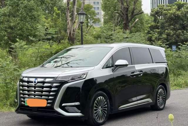 Used Denza D9 2024 DM-i 980 Four-Wheel Drive Flagship Model