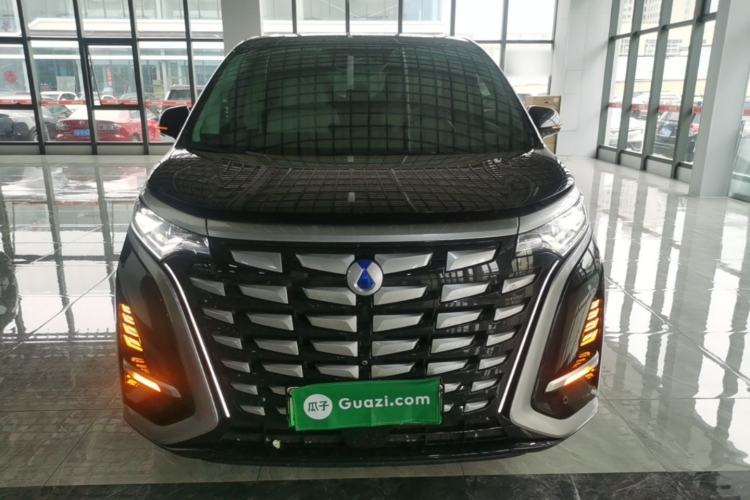Used Denza D9 2024 DM-i 980 Four-Wheel Drive Flagship Model Front