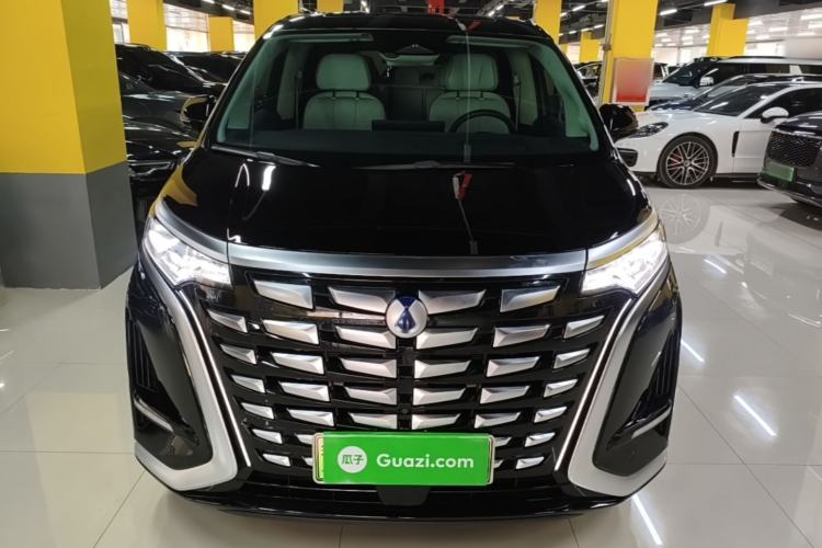 Used Denza D9 2024 DM-i 980 Four-Wheel Drive Flagship Model Front