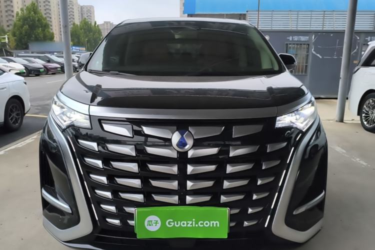Used Denza D9 2024 DM-i 980 Four-Wheel Drive Prestige Model Front
