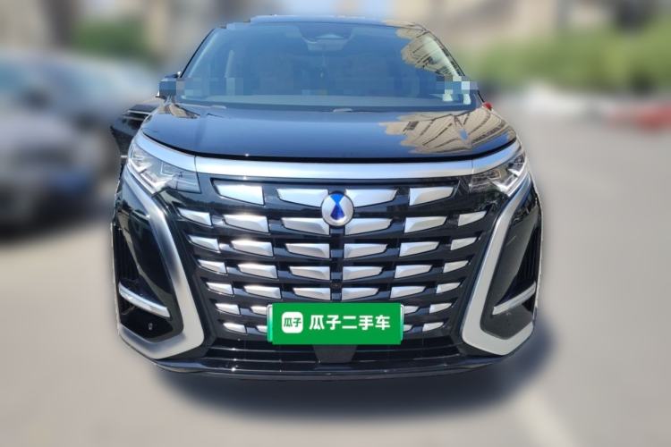 Used Denza D9 2024 DM-i 1050 Luxury Model Front
