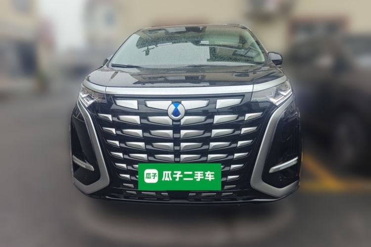 Used Denza D9 2024 DM-i 1050 Luxury Model Front