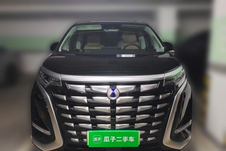 Used Denza D9 2024 DM-i 1050 Luxury Model Front