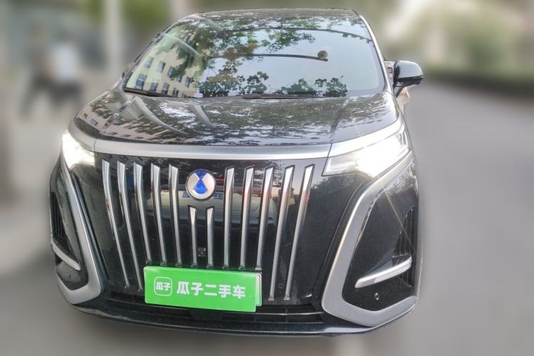 Used Denza D9 2024 EV 620 Premium Model Front