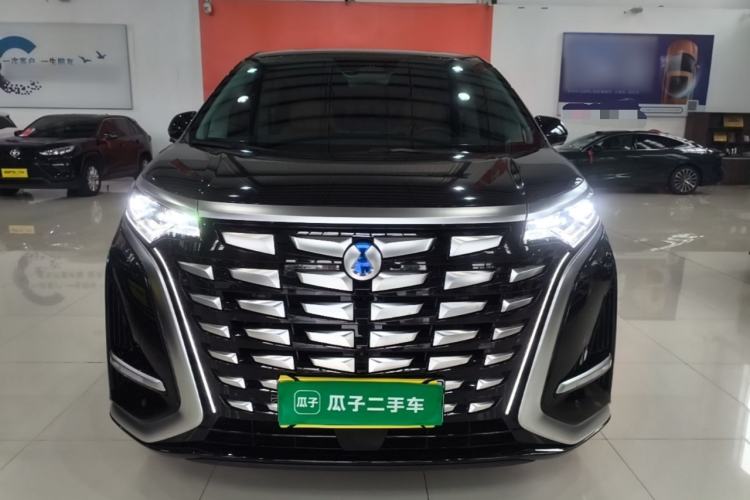 Used Denza D9 2024 DM-i 980 Four-Wheel Drive Prestige Model Front