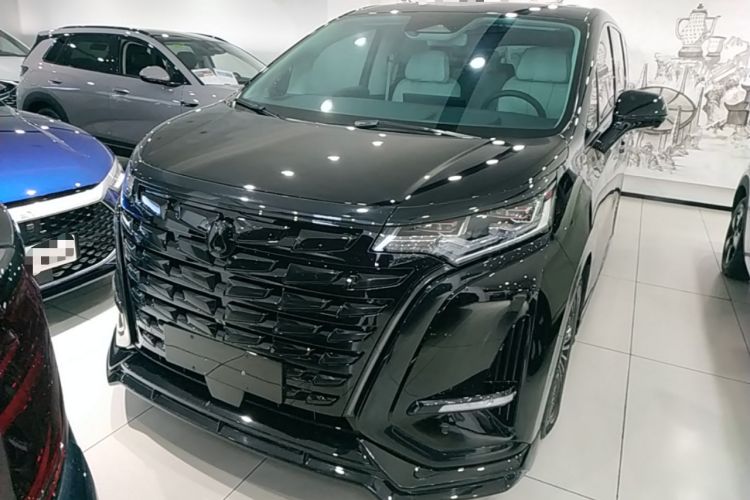 Used Denza D9 2024 DM-i 980 Four-Wheel Drive Prestige Model Front