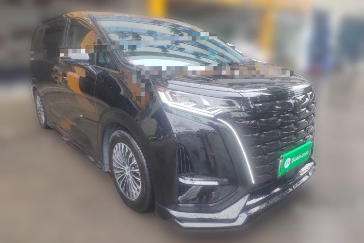 Used Denza D9 2024 DM-i 980 Four-Wheel Drive Prestige Model Front Right 45 Deg