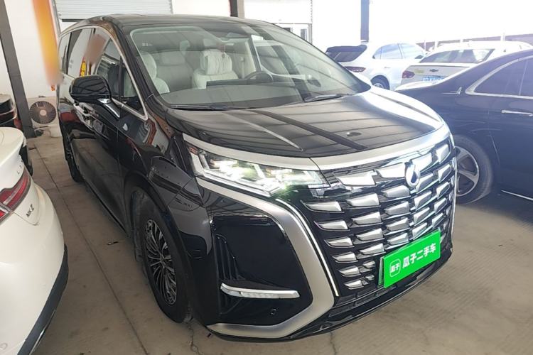 Used Denza D9 2024 DM-i 980 Four-Wheel Drive Flagship Model Front Right 45 Deg