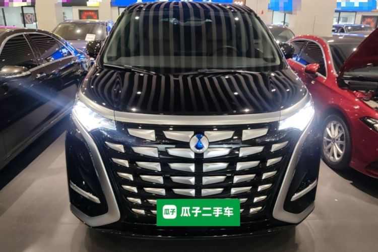Used Denza D9 2024 DM-i 1050 Luxury Model Front