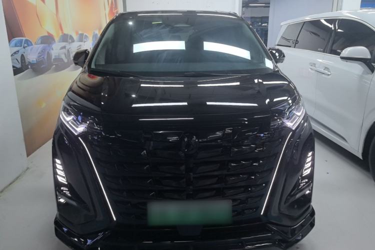 Used Denza D9 2024 DM-i 980 Four-Wheel Drive Prestige Model Front