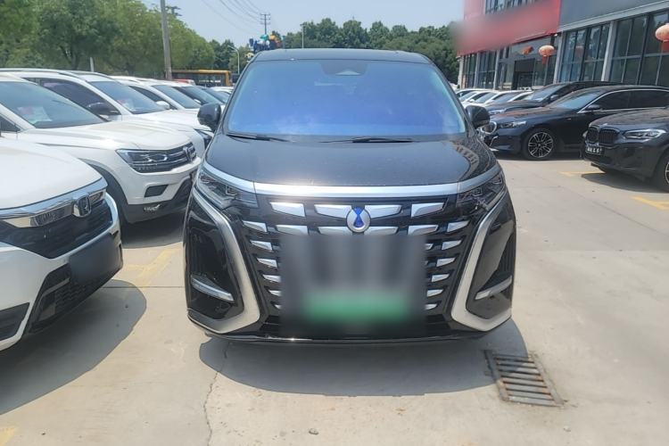 Used Denza D9 2024 DM-i 1050 Luxury Model Front