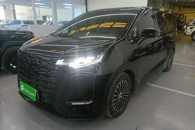 Used Denza D9 2024 DM-i 1050 Luxury Model