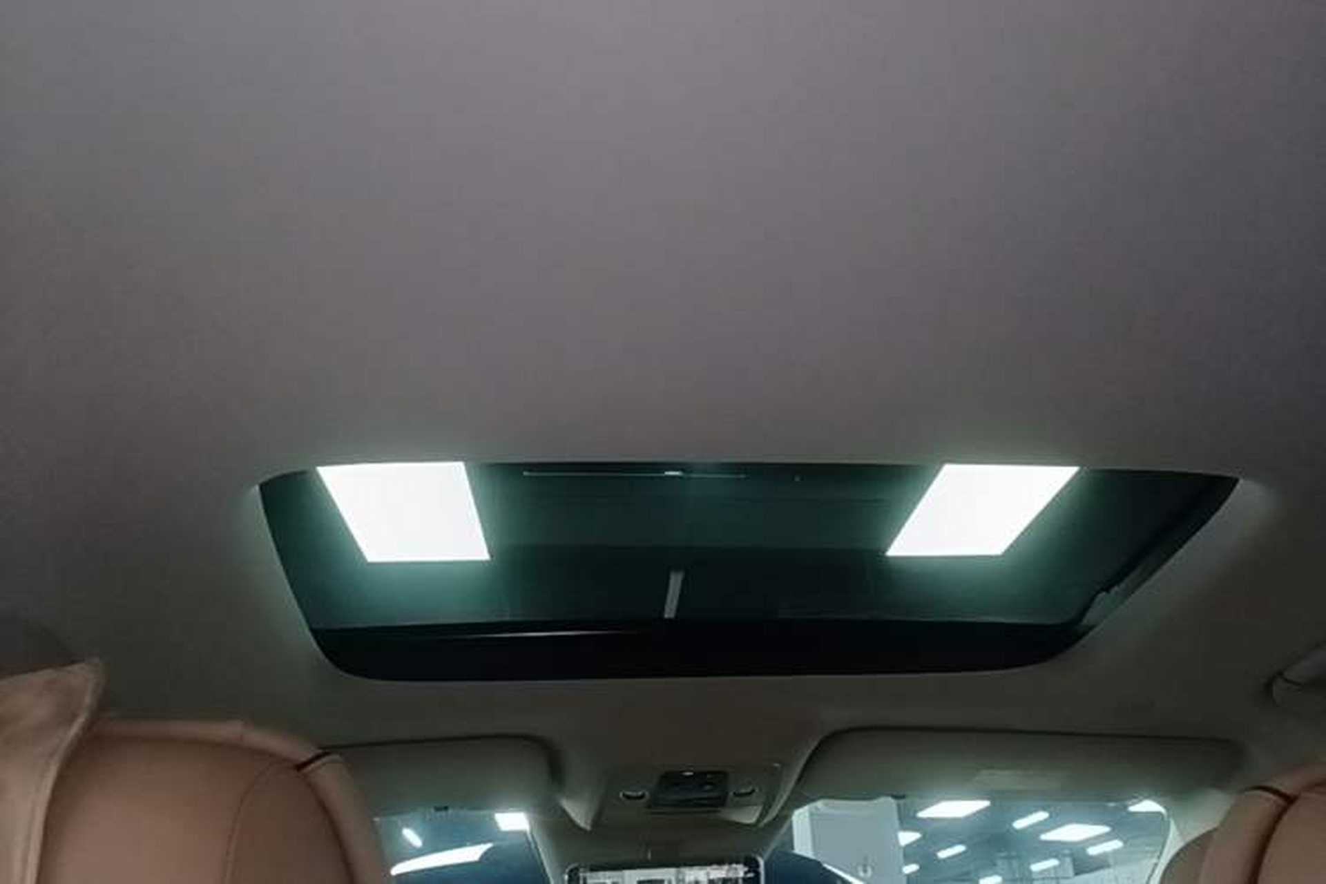 Used Denza D9 2024 DM-i 980 Four-Wheel Drive Prestige Model Headliner
