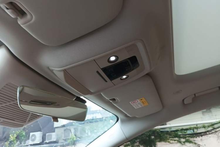 Used Denza D9 2024 DM-i 1050 Luxury Model Headliner
