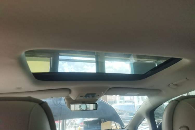 Used Denza D9 2024 DM-i 980 Four-Wheel Drive Prestige Model Headliner