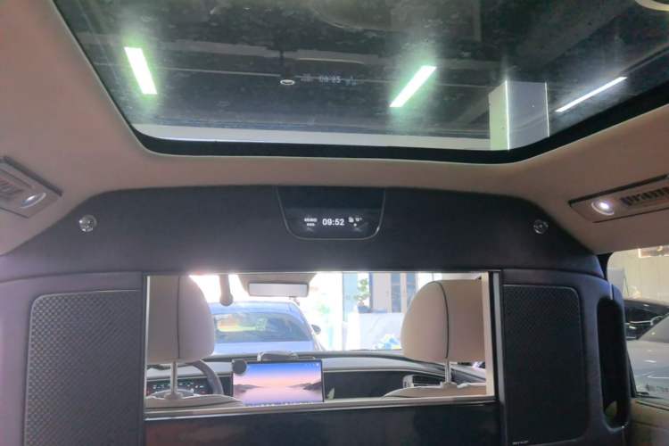 Used Denza D9 2024 PIONEER Four-Seat Pioneer Edition Headliner