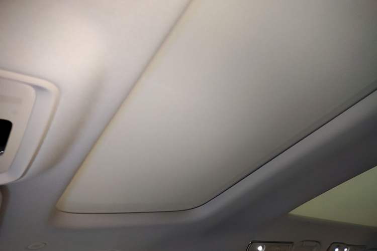 Used Denza D9 2024 DM-i 980 Four-Wheel Drive Prestige Model Headliner