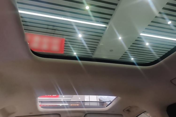 Used Denza D9 2024 DM-i 980 Four-Wheel Drive Flagship Model Headliner