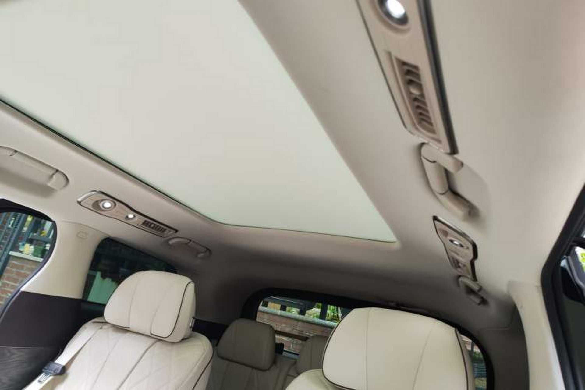 Used Denza D9 2024 DM-i 1050 Luxury Model Headliner