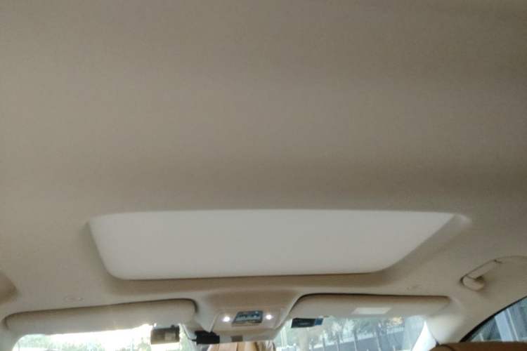 Used Denza D9 2024 EV 620 Premium Model Headliner
