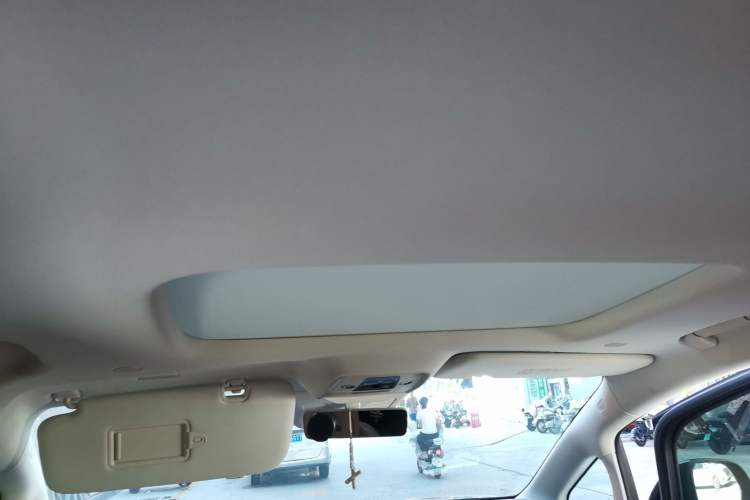 Used Denza D9 2024 DM-i 980 Four-Wheel Drive Prestige Model Headliner