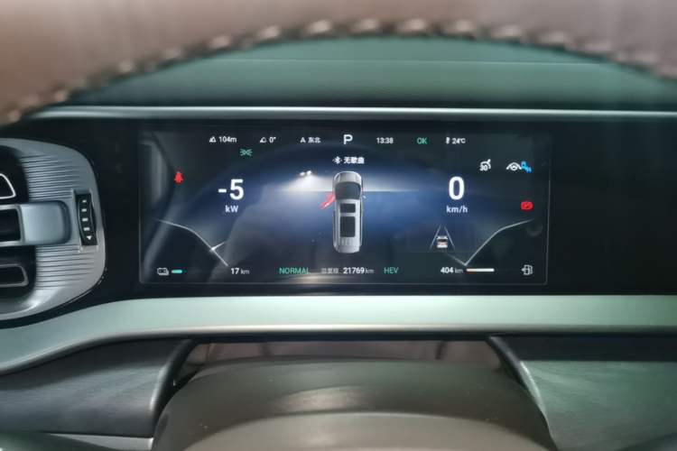 Used Denza D9 2024 DM-i 980 Four-Wheel Drive Prestige Model Instrument Cluster