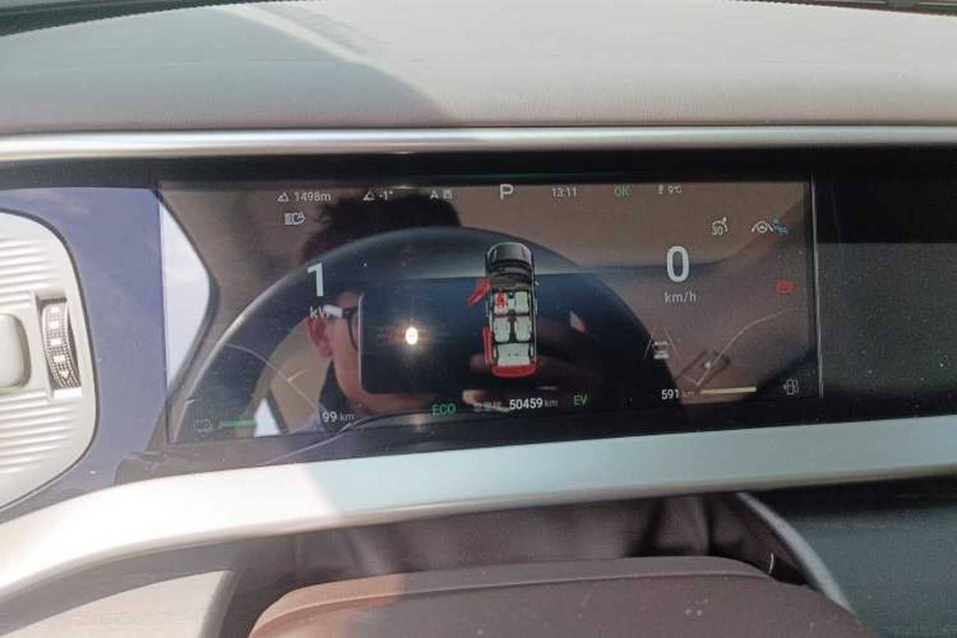 Used Denza D9 2024 DM-i 980 Four-Wheel Drive Flagship Model Instrument Cluster
