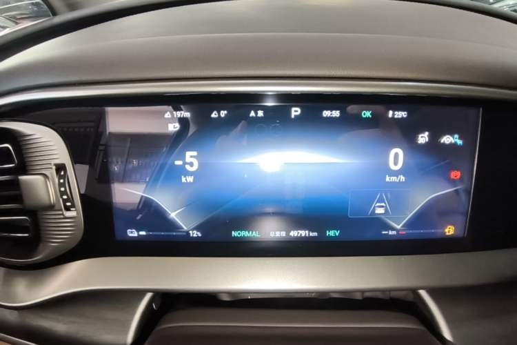 Used Denza D9 2024 DM-i 970 Luxury Model Instrument Cluster