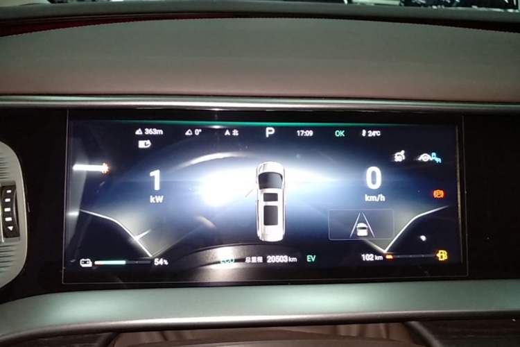 Used Denza D9 2024 DM-i 980 Four-Wheel Drive Flagship Model Instrument Cluster