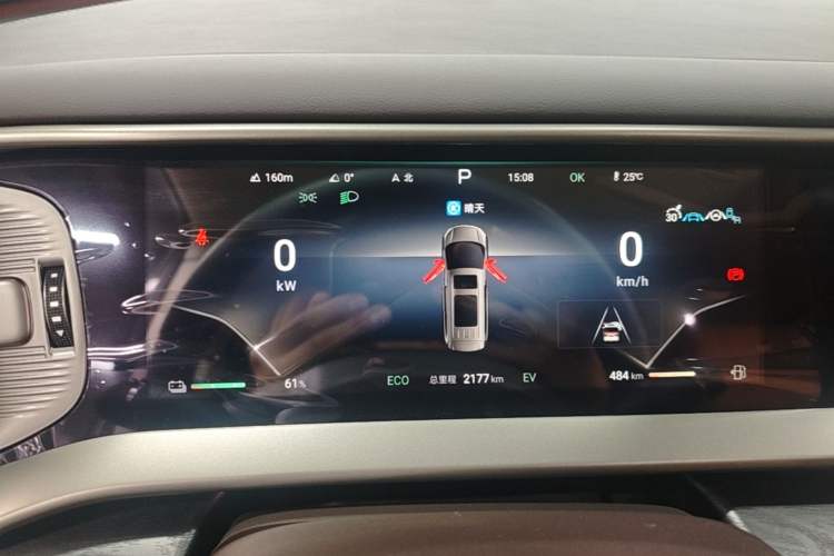 Used Denza D9 2024 DM-i 980 Four-Wheel Drive Prestige Model Instrument Cluster