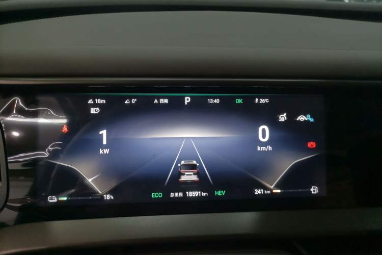 Used Denza D9 2024 DM-i 980 Four-Wheel Drive Prestige Model Instrument Cluster