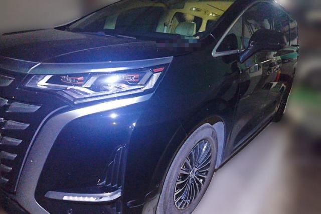 Used Denza D9 2024 DM-i 980 Four-Wheel Drive Flagship Model