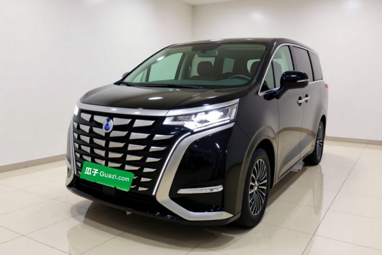 Denza D9 2024 DM-i 980 Four-Wheel Drive Flagship Model