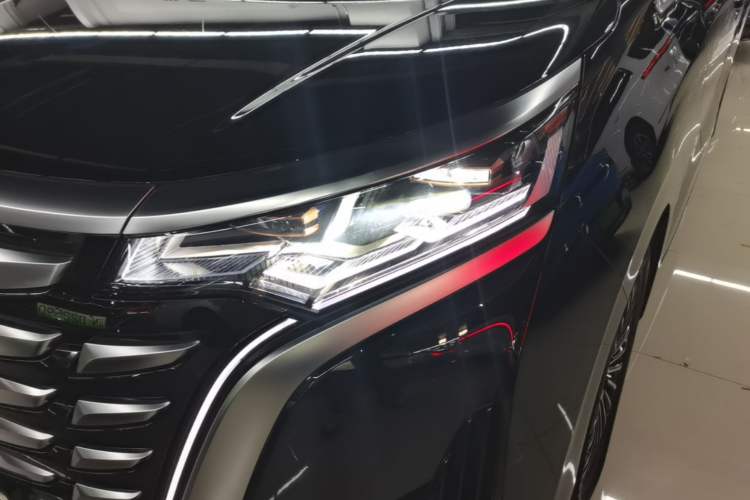 Used Denza D9 2024 DM-i 980 Four-Wheel Drive Prestige Model Left Front Headlight