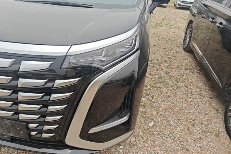 Used Denza D9 2024 DM-i 970 Luxury Model Left Front Headlight