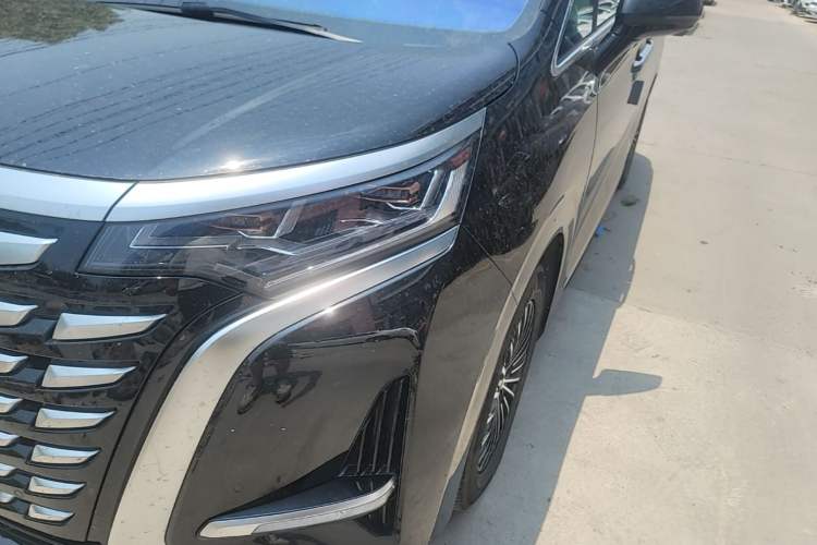 Used Denza D9 2024 DM-i 1050 Luxury Model Left Front Headlight