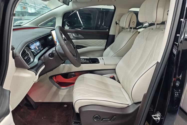 Used Denza D9 2024 DM-i 980 Four-Wheel Drive Prestige Model Left Front Seat