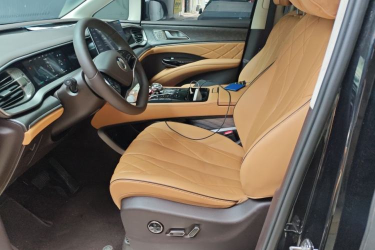 Used Denza D9 2024 DM-i 980 Four-Wheel Drive Prestige Model Left Front Seat