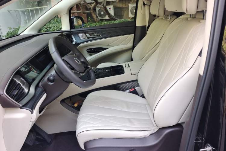Used Denza D9 2024 DM-i 980 Four-Wheel Drive Flagship Model Left Front Seat