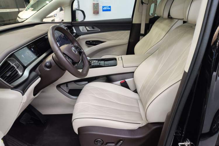 Used Denza D9 2024 DM-i 980 Four-Wheel Drive Flagship Model Left Front Seat