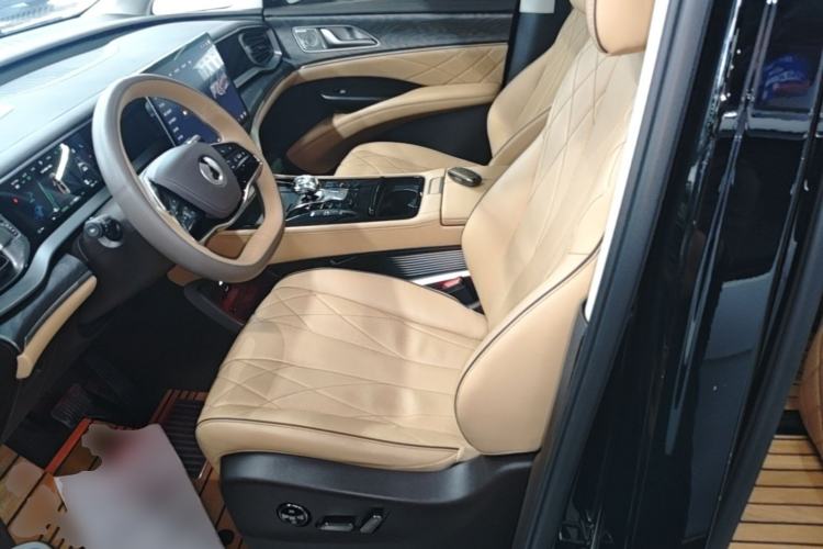 Used Denza D9 2024 DM-i 1050 Luxury Model Left Front Seat