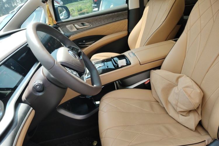 Used Denza D9 2024 DM-i 1050 Luxury Model Left Front Seat